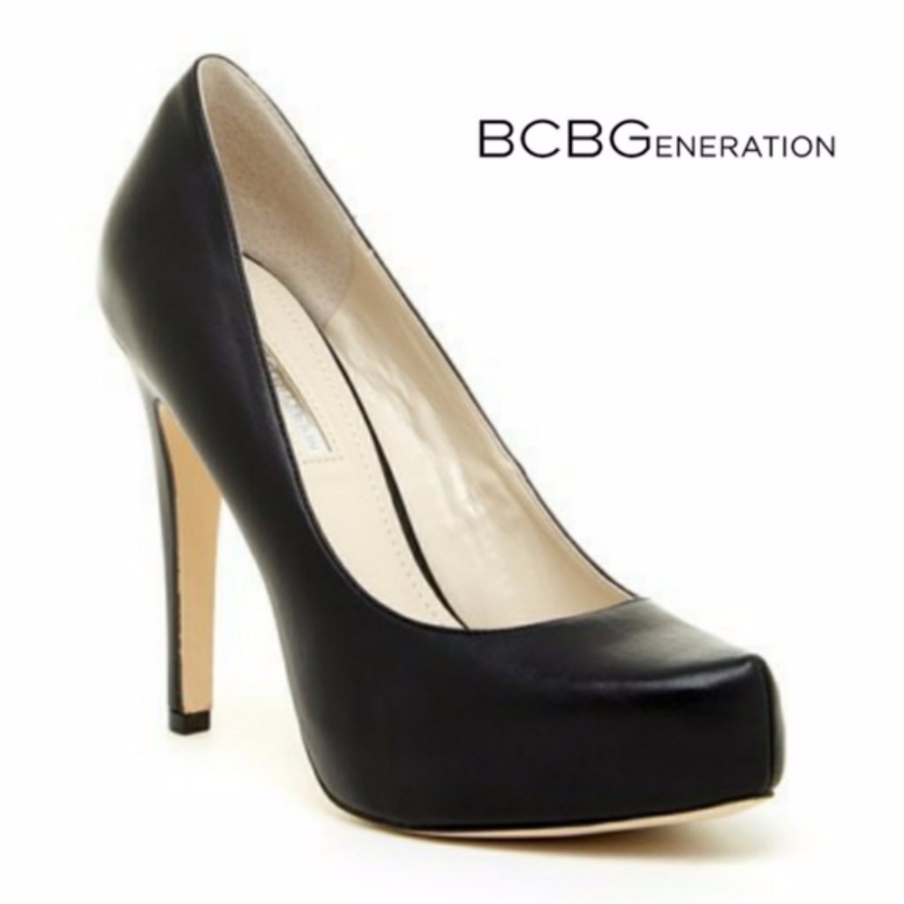 BCBGeneration PARADE Black Platform Pump